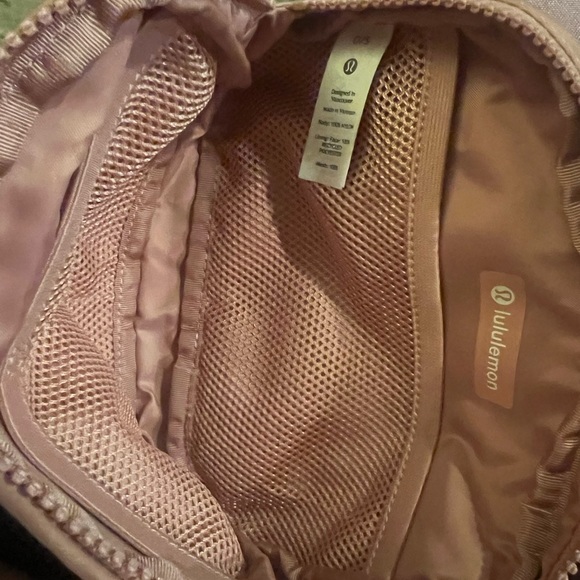 Lululemon belt bag | pink - Picture 11 of 13